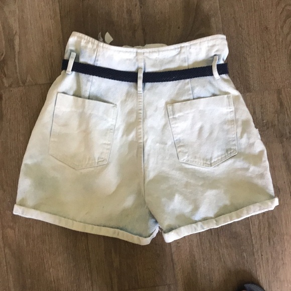 Zara Denim Belted Paper bag Shorts.NWOT flawed. Size M. High waisted casual - Picture 5 of 10